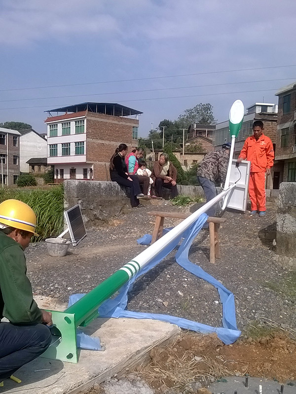 湖南省衡陽市祁東縣黃土坡鎮(zhèn)三星村太陽能路燈工程案例